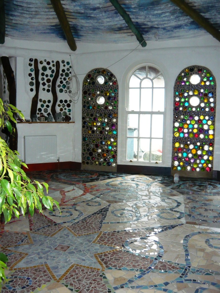 floor and skirting boards 103