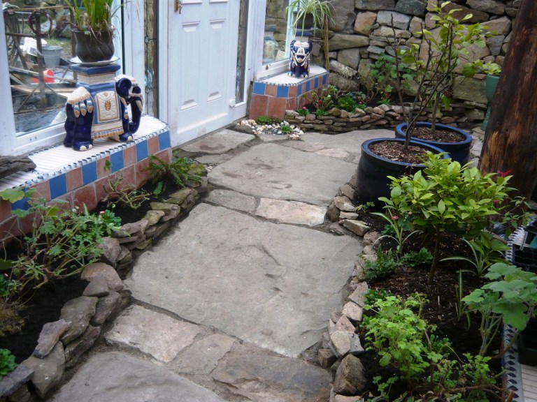 inside-out-or-outside-in-036