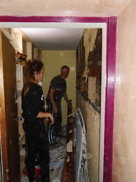 demolition intermission 024